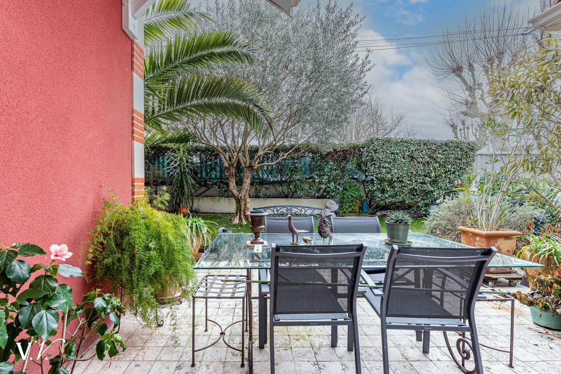 House in Aiguillon, Arcachon, France 2 - 16970635