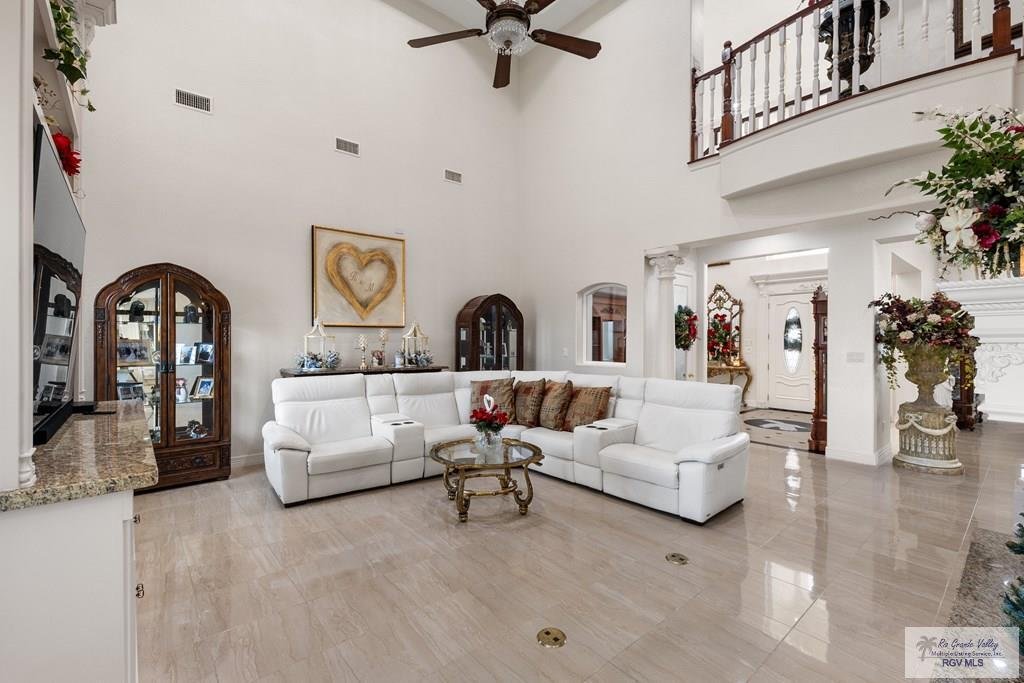 House in Harlingen, Texas, United States 4 - 16973780