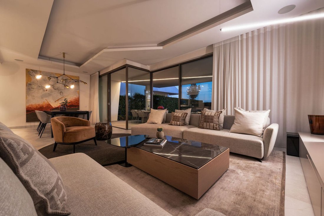 Villa in Puerto Banus, Marbella, Spain 2 - 16971011