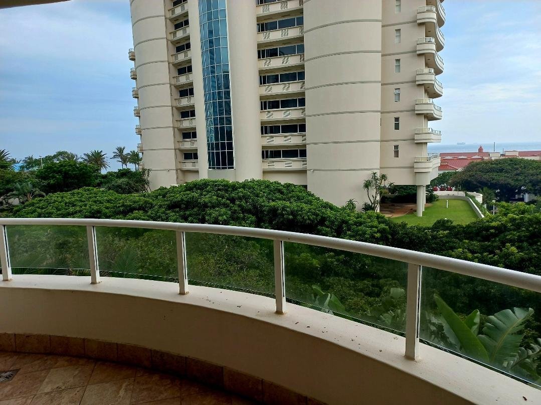 Apartment in La Lucia, KwaZulu-Natal, South Africa 1 - 16971396