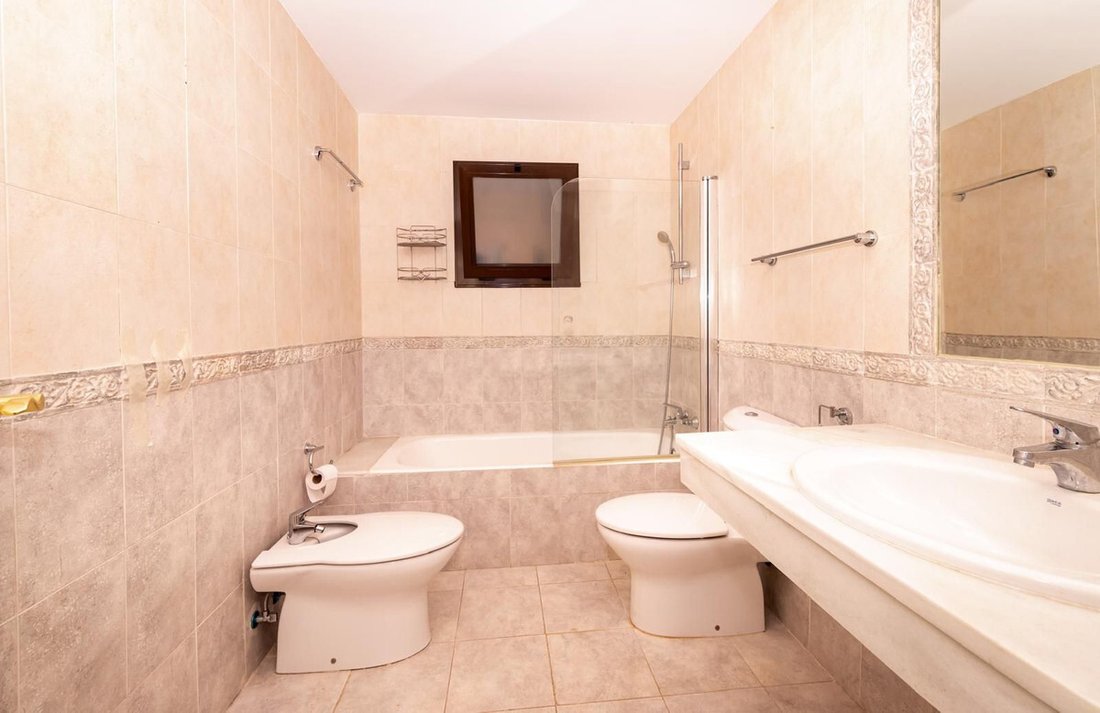 Apartment in Atalaya-Isdabe, Estepona, Andalusia 5 - 16971066