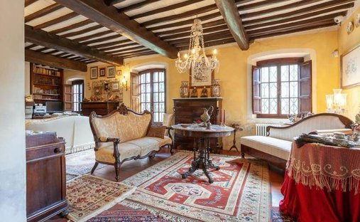 Villa in Saint Mary del Giudice - San Lorenzo a Vaccoli, Lucca, Tuscany 1