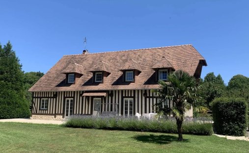 House in Livarot, Livarot-Pays-d'Auge, France 1