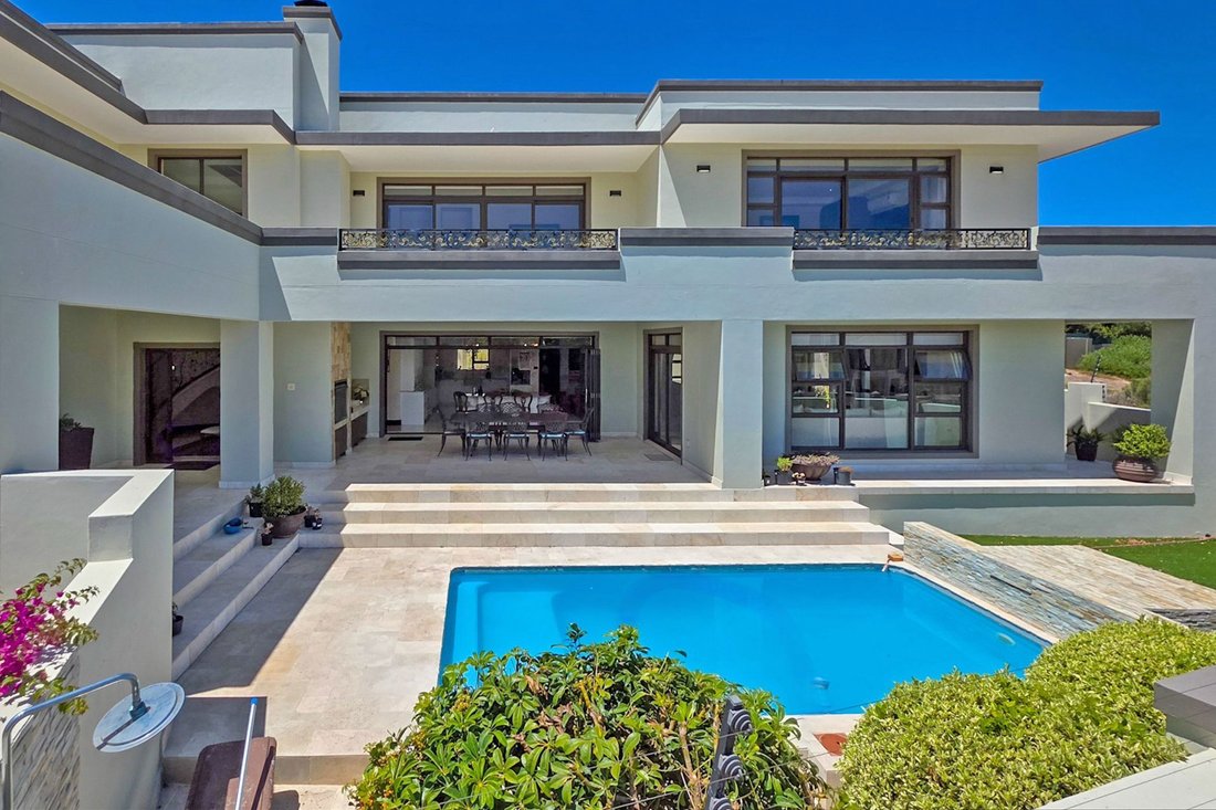 House in Cape Town, Western Cape, South Africa 2 - 15206581