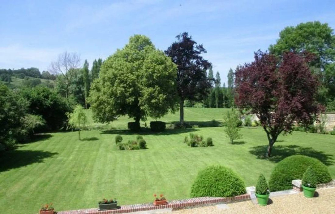 Estate in Cormeilles, Normandy, France 3 - 16973173