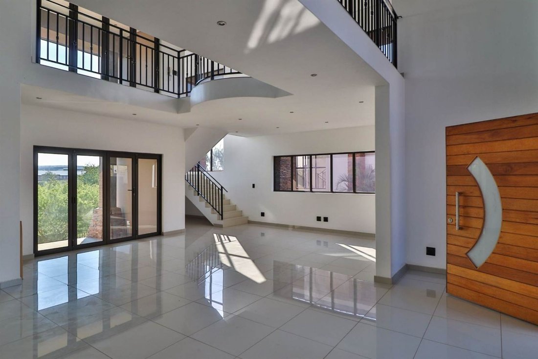 House in La Lucia, KwaZulu-Natal, South Africa 2 - 16971406