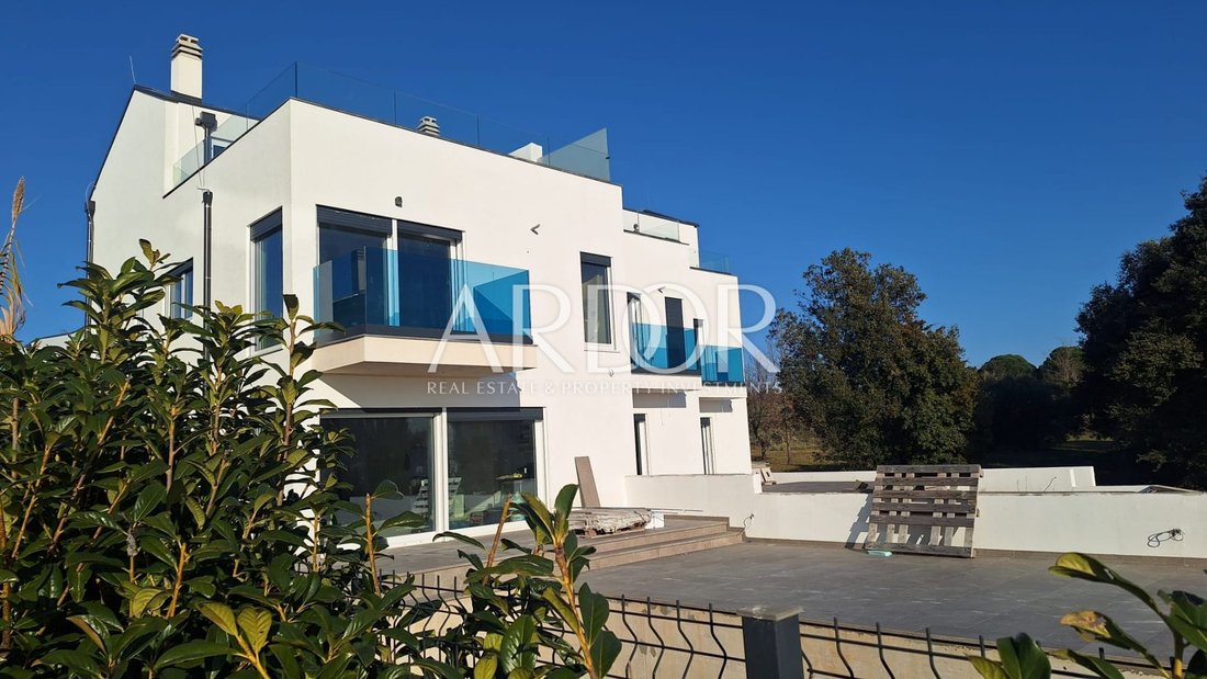 House in Porec, Istria County, Croatia 4 - 16253413