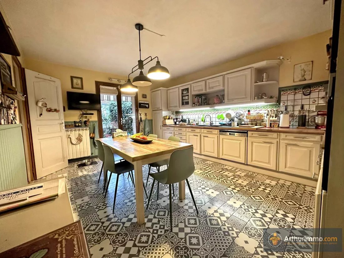 House in Sully-Vauban, Livry-Gargan, France 3 - 13738640