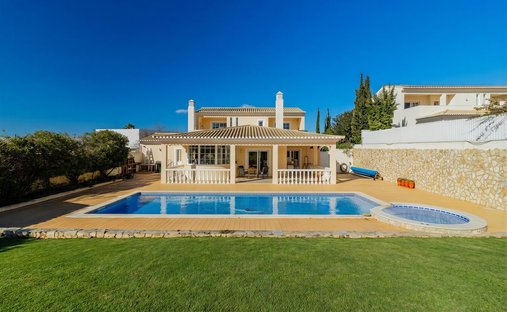 Villa en Praia da Luz, Algarve, Portugal 1