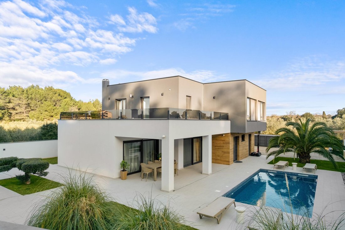 Villa in Grad Pula, Istria County, Croatia 1 - 16960766