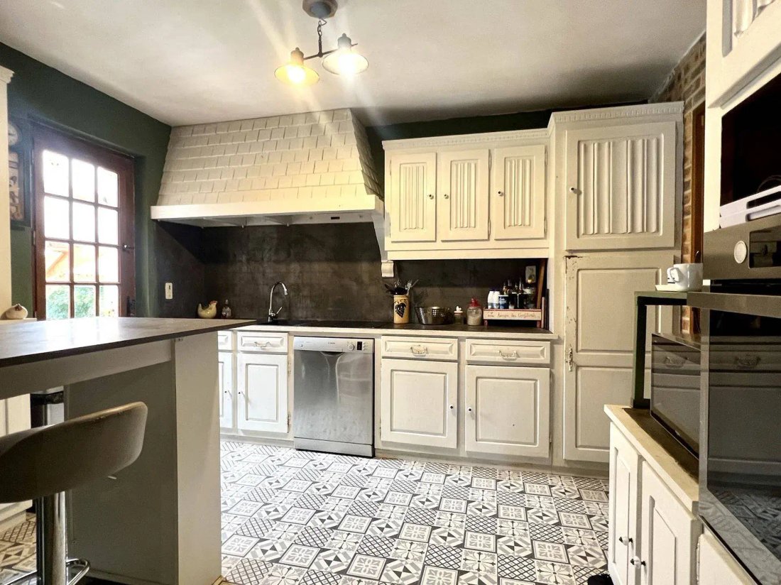 Estate in Bernay, Normandy, France 3 - 16973205