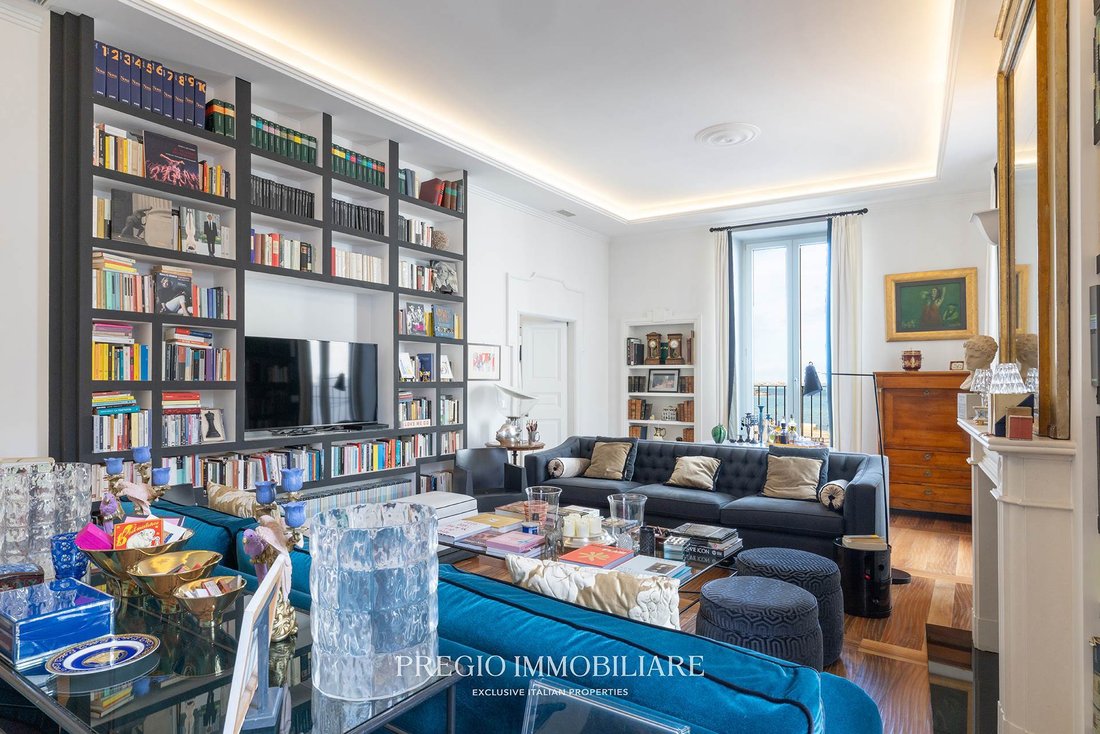 Apartment in Historic Center, Trani, Apulia 3 - 16973035