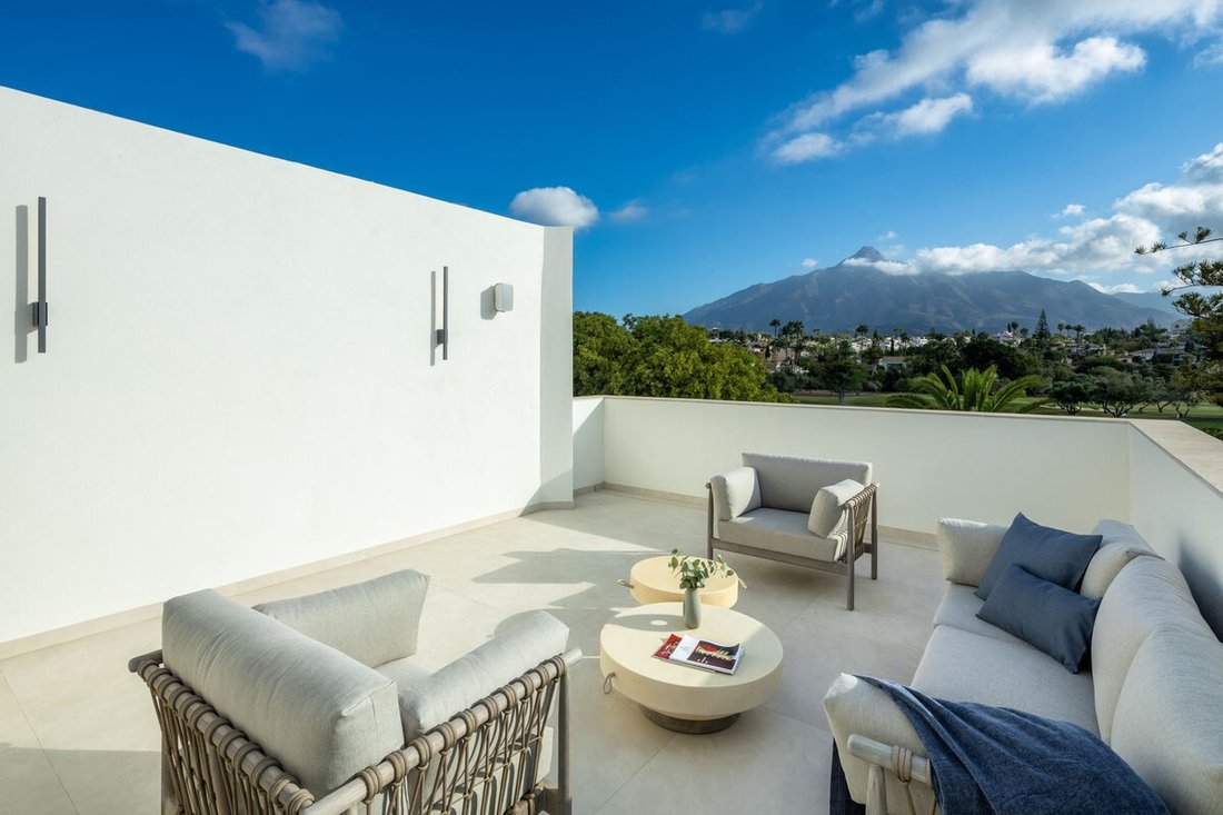 Villa in Nueva Andalucia, Marbella, Spain 5 - 16971035