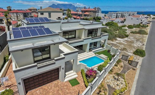 House in Cape Town, Western Cape, South Africa 1