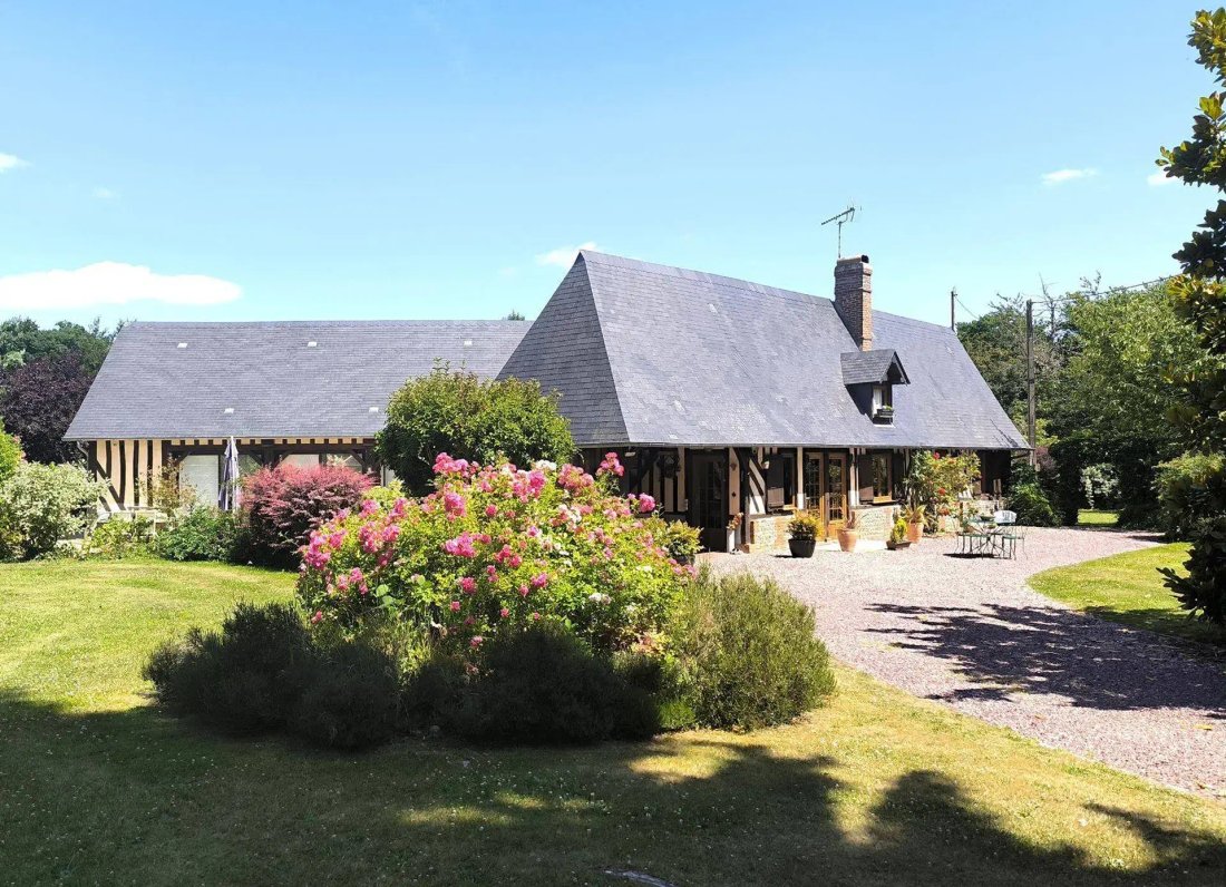 Estate in Cormeilles, Normandy, France 1 - 16973140