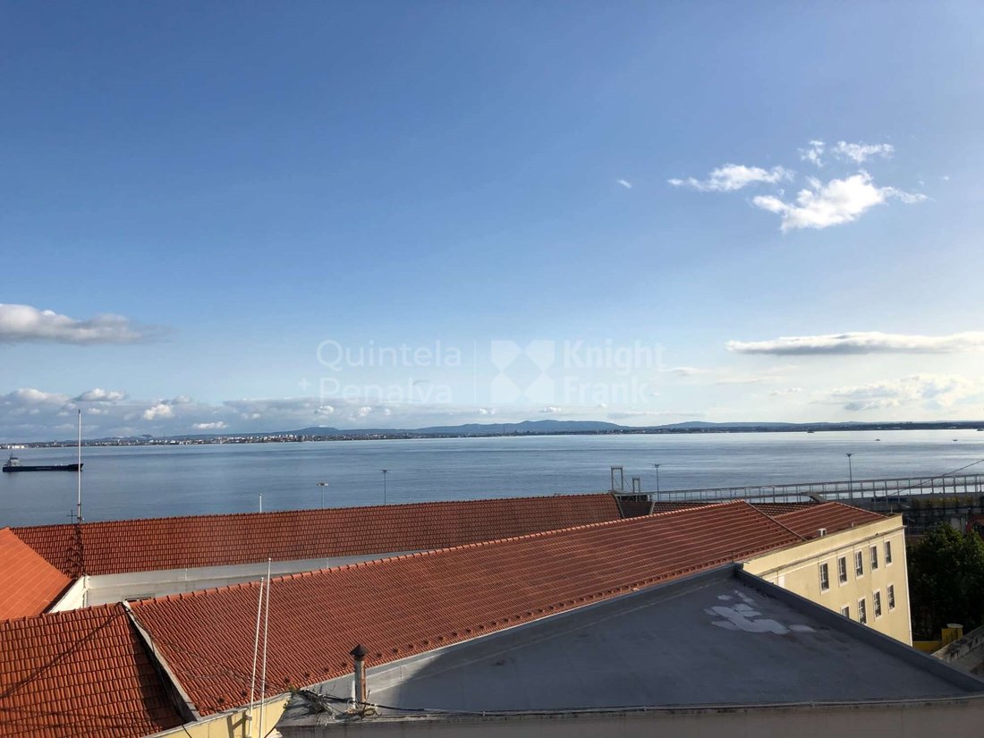 Apartment in Sao Vicente, Lisbon, Portugal 3 - 16971275