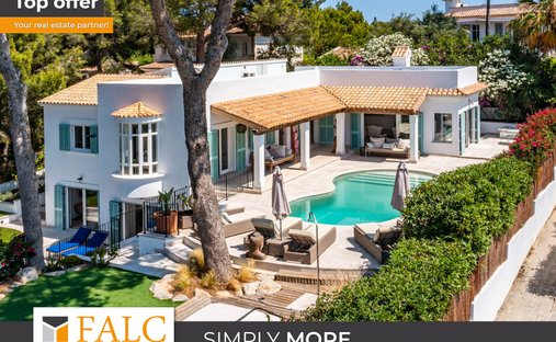 Villa in Santa Ponsa, Balearic Islands, Spain 1