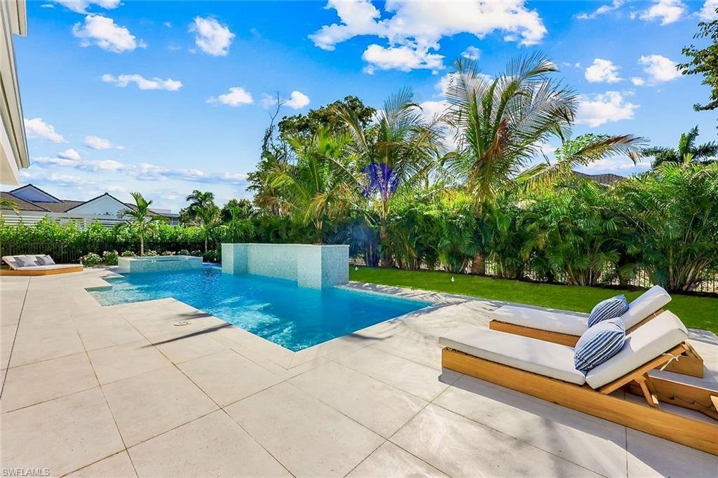 House in Naples, Florida, United States 3 - 16974770