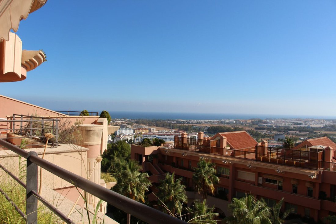 Apartment in Puerto Banus, Marbella, Spain 2 - 16970806