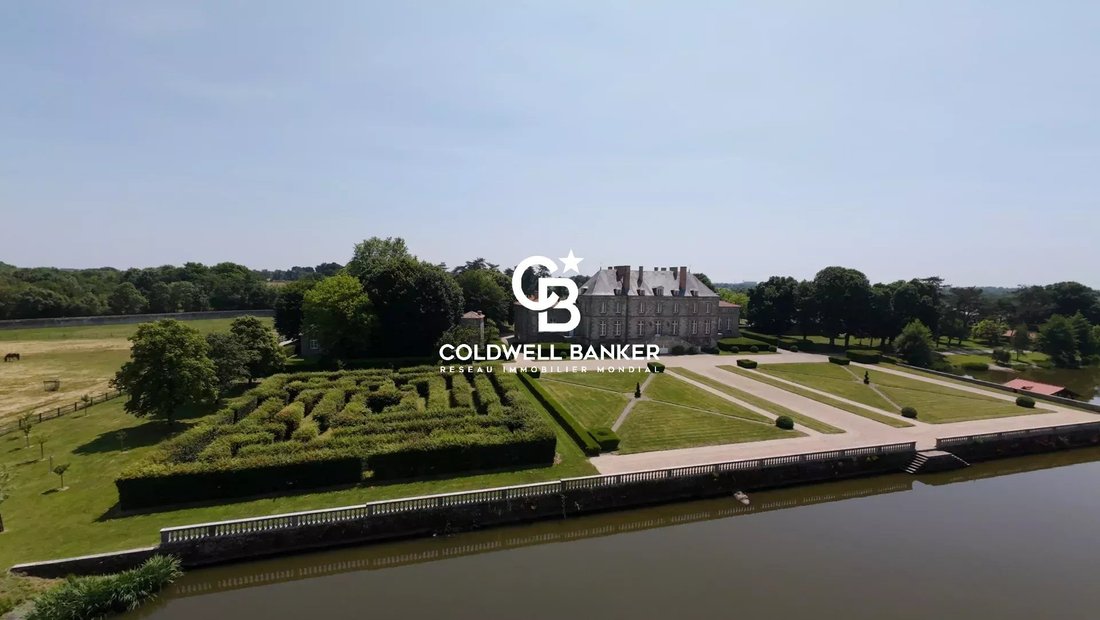 Castle in Tortière - Donatien, Nantes, France 1 - 16970926