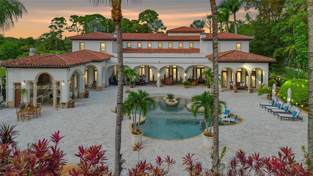 House in Miami, Florida, United States 1 - 16972719