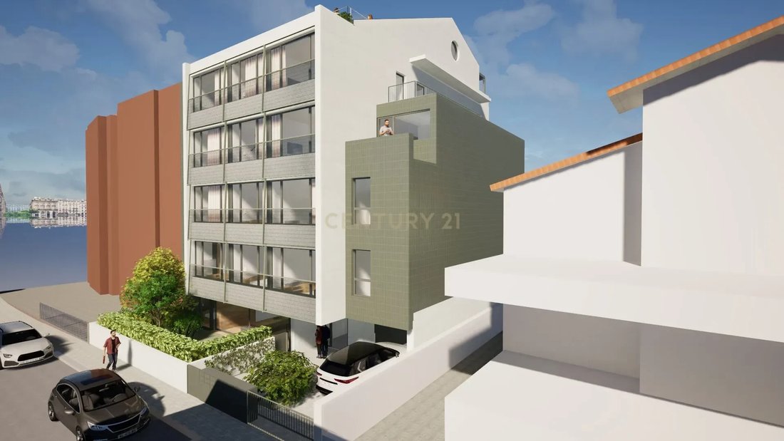 Apartment in Lordelo do Ouro e Massarelos, Porto District, Portugal 1 - 16973467