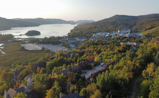 Condominio en Mont-Tremblant, Quebec, Canadá 1