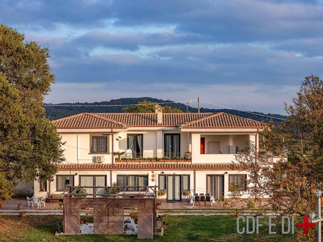 Villa in Vetralla, Lazio, Italy 1 - 16970892