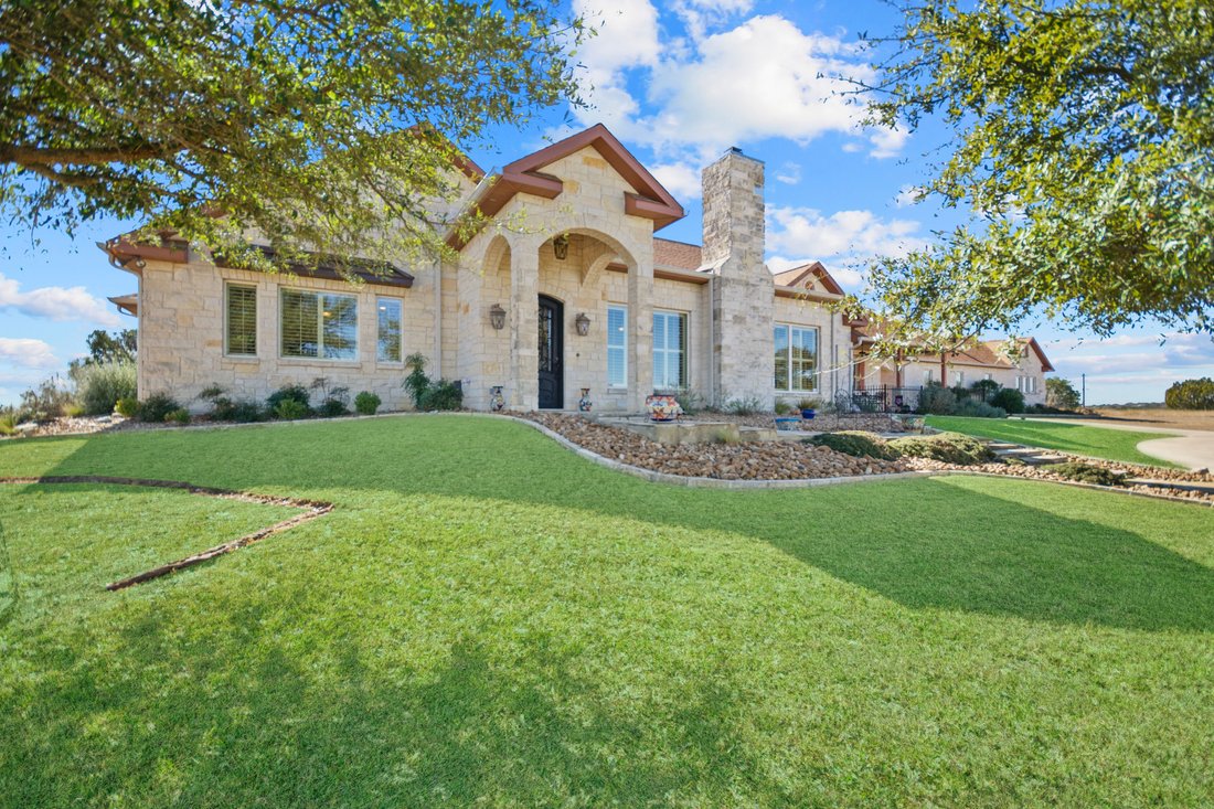 House in Kerrville, Texas, United States 4 - 16964959