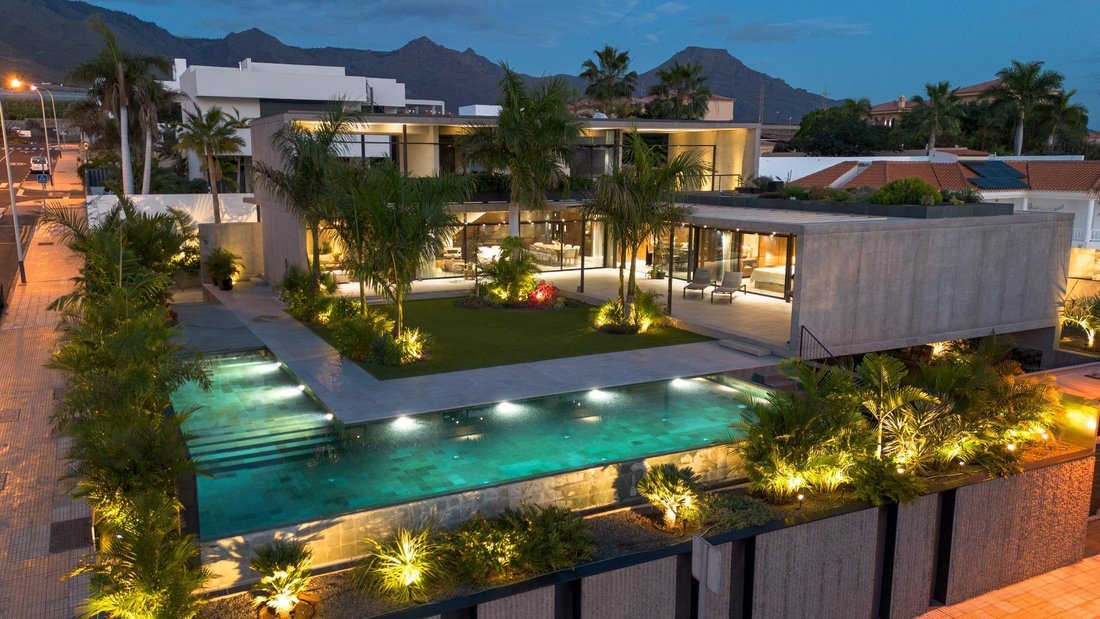Villa in Adeje, Canary Islands, Spain 4 - 16338103