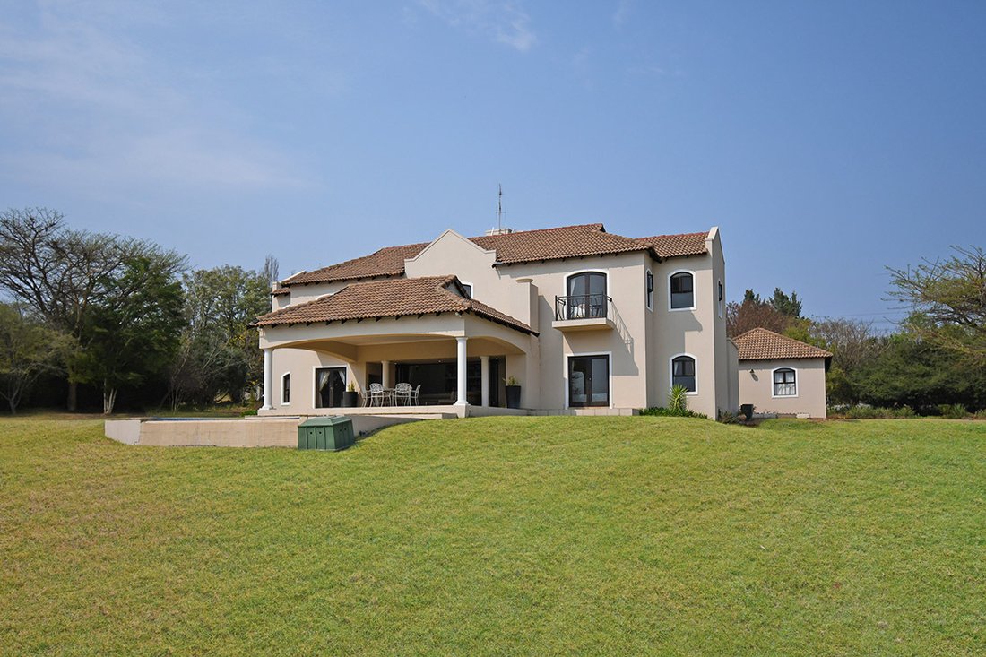 House in Midrand, Gauteng, South Africa 2 - 16971403