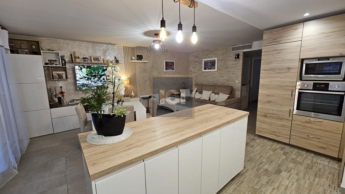 Appartamento a Ville-Les Saquedes-Le Bouillonnet, Sainte-Maxime, Francia 4 - 16974846