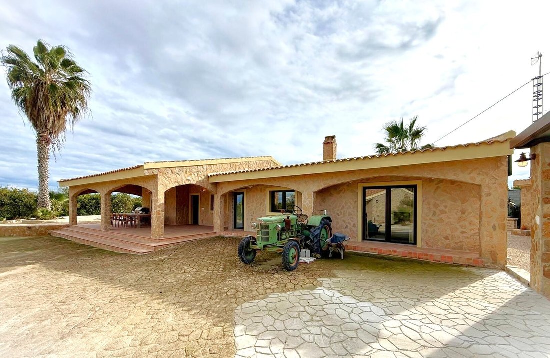 Villa in San Miguel de Salinas, Valencian Community, Spain 1 - 16973883