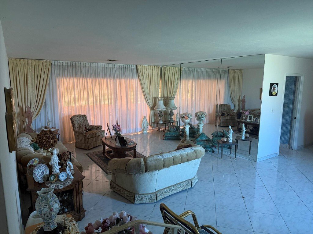 House in Miami, Florida, United States 4 - 16928422