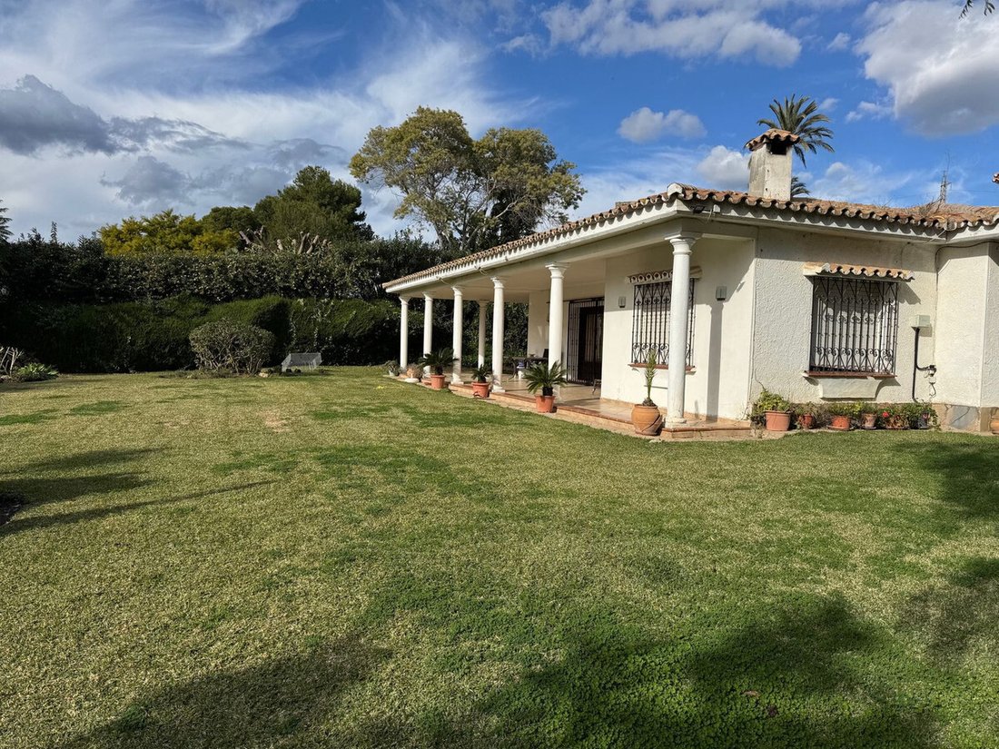 Villa in Estepona, Andalusia, Spain 1 - 16971215
