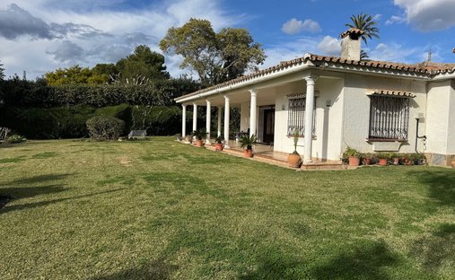 Villa in Estepona, Andalusien, Spanien 1