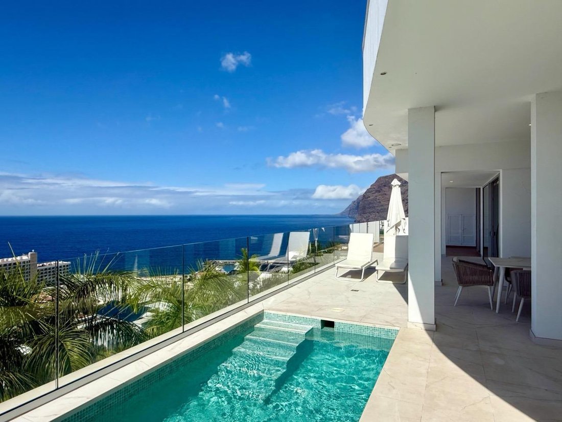 Apartment in Acantilados de Los Gigantes, Canary Islands, Spain 2 - 16206427