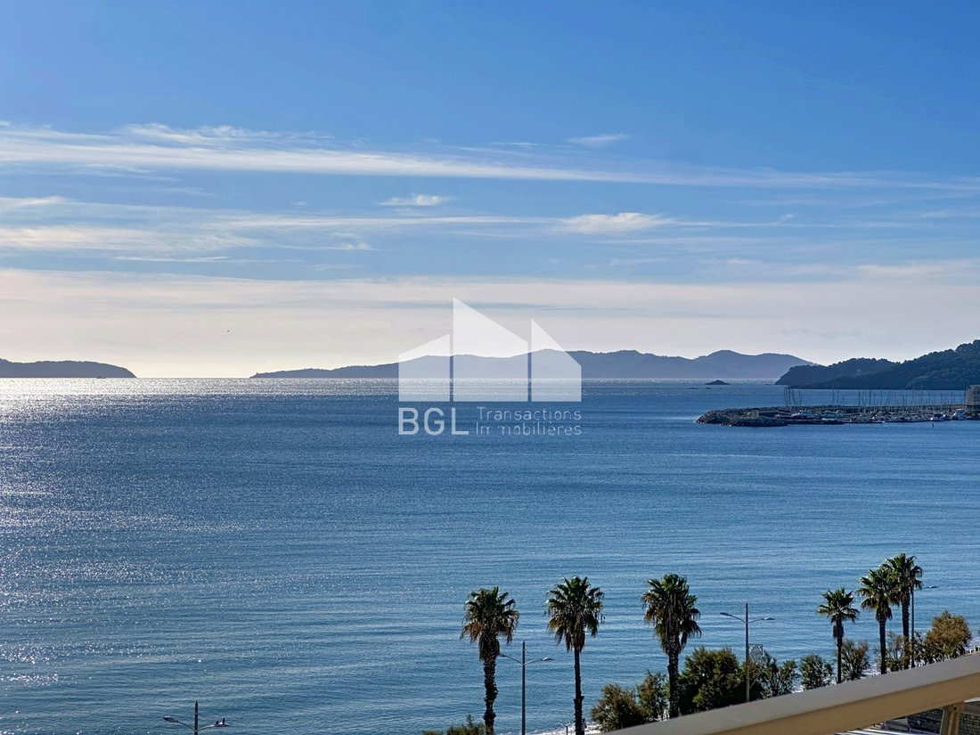 Apartment in Le Lavandou, Provence-Alpes-Côte d'Azur, France 5 - 16970598