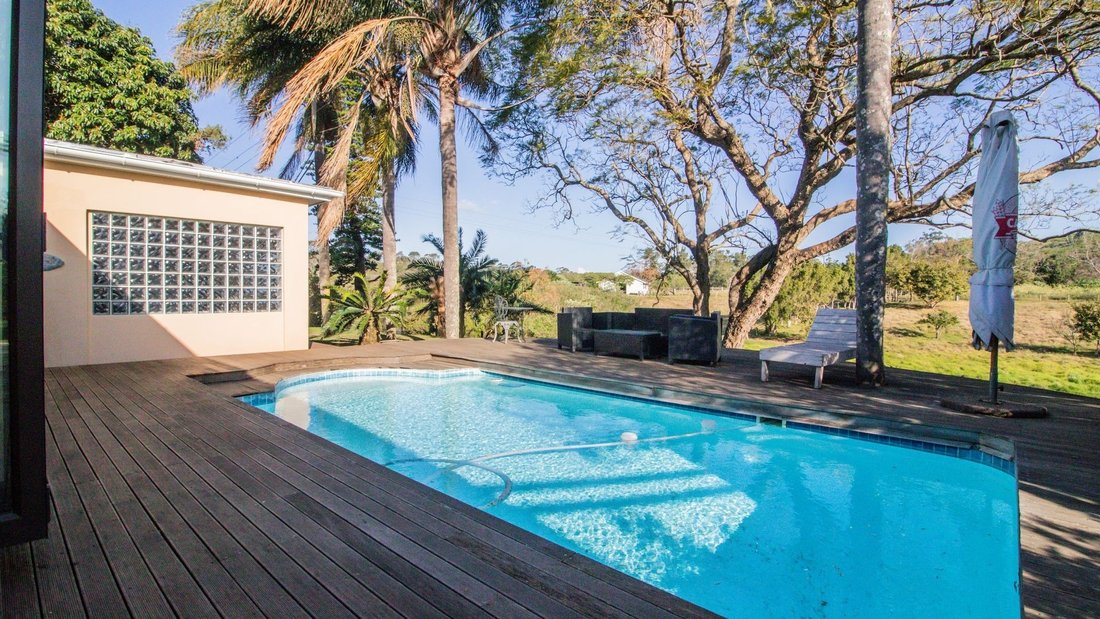 Estate in Gonubie, Eastern Cape, South Africa 2 - 16971382