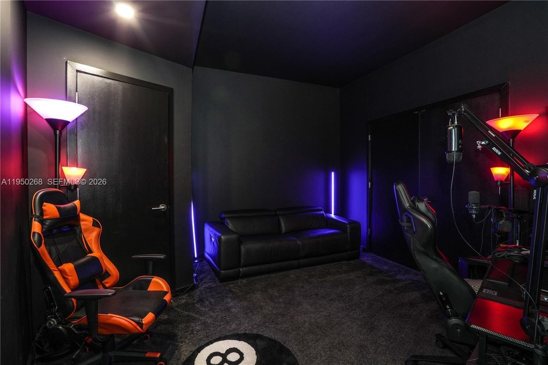 Condo in Miami, Florida, United States 2 - 16972764
