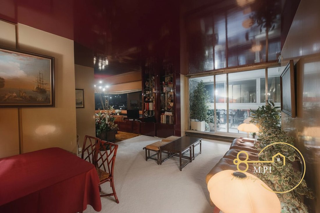 Apartment in Violet Commerce, Paris 15e Arrondissement, Paris 4 - 16911957
