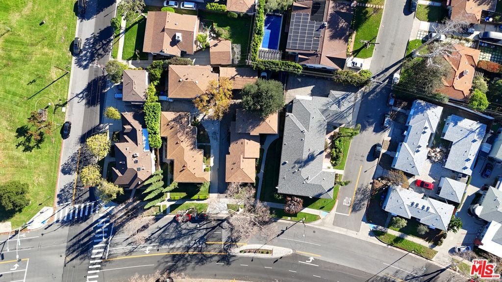 Autres à Burbank, Californie, États-Unis 5 - 16972464