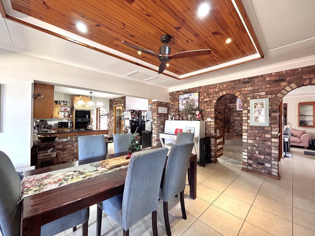 House in C-Place, Eastern Cape, South Africa 3 - 16971400
