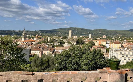 House in Boulevars-Gare-Saint Leger-Chabrand, Draguignan, France 1