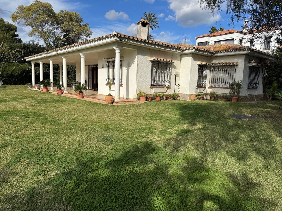 Villa in Estepona, Andalusia, Spain 2 - 16971215