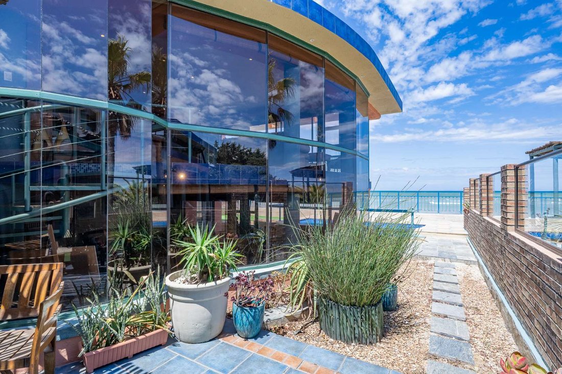 House in Gordons Bay Central, Cape Town, Western Cape 2 - 16865237