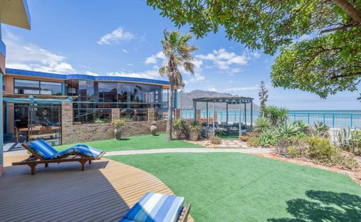 House in Cape Town, Western Cape, South Africa 1
