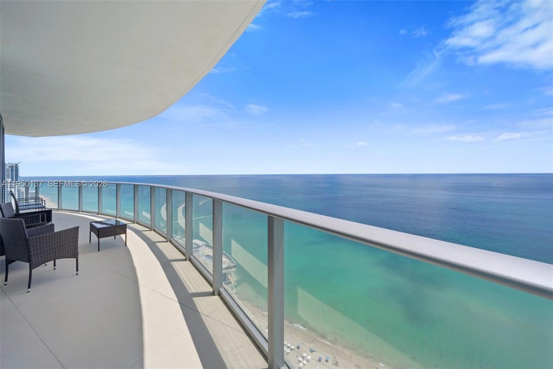 Condo in Hallandale Beach, Florida, United States 3 - 16975233
