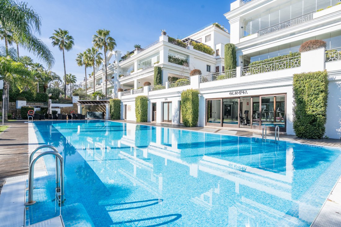 Apartment in Estepona, Andalusia, Spain 5 - 16975933