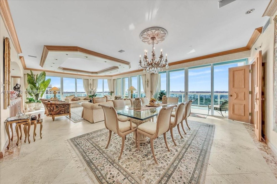 Condo in Bal Harbour, Florida, United States 1 - 16975203